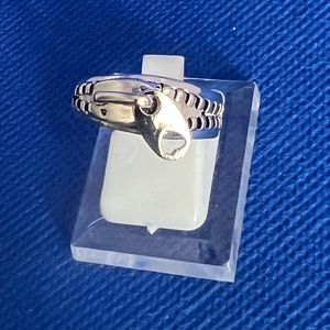 Zipper Style Ring